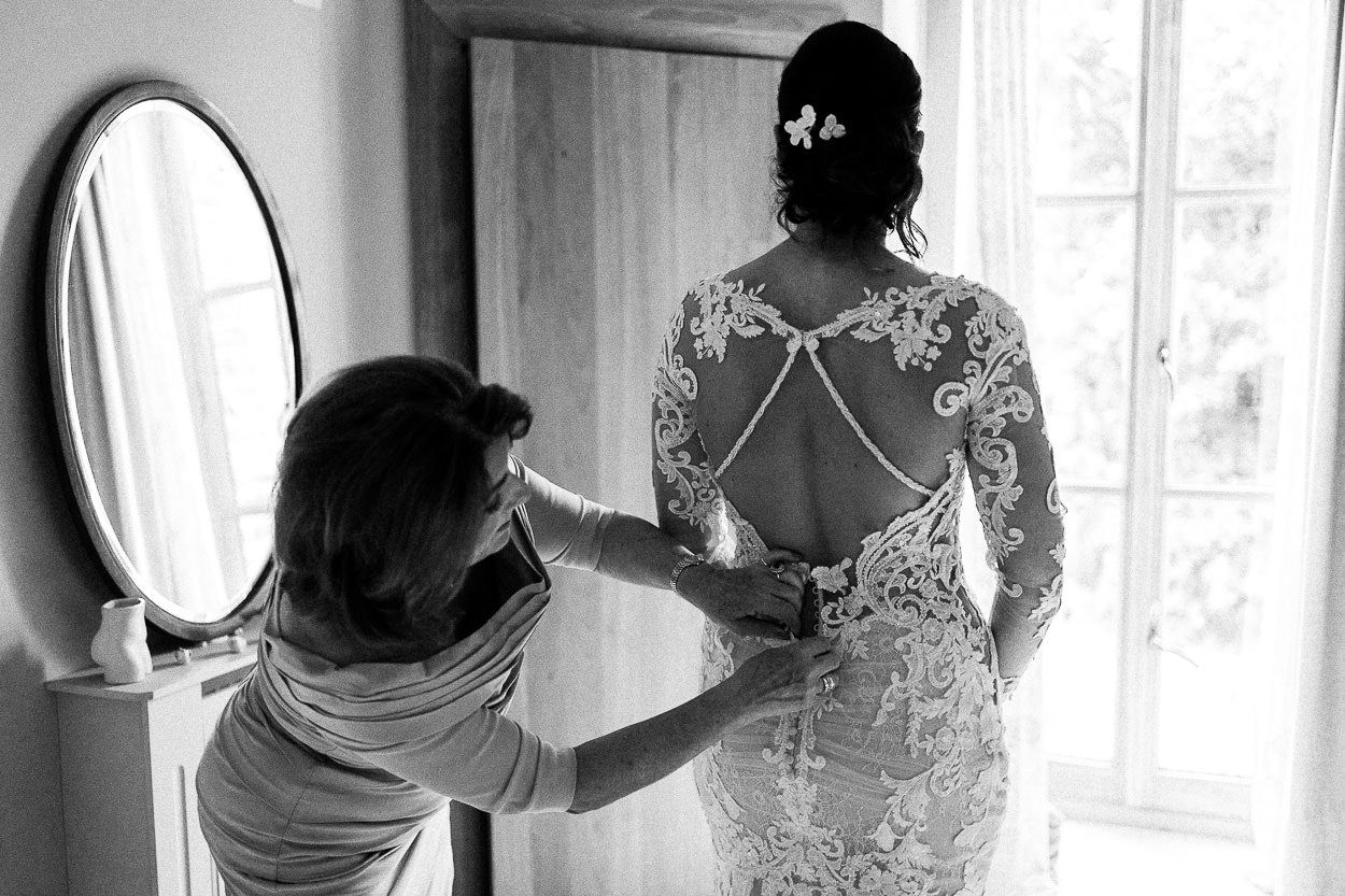 SANT FFRAED HOUSE WEDDING PHOTOGRAPHY 011 SANT FFRAED HOUSE WEDDING PHOTOGRAPHY 011